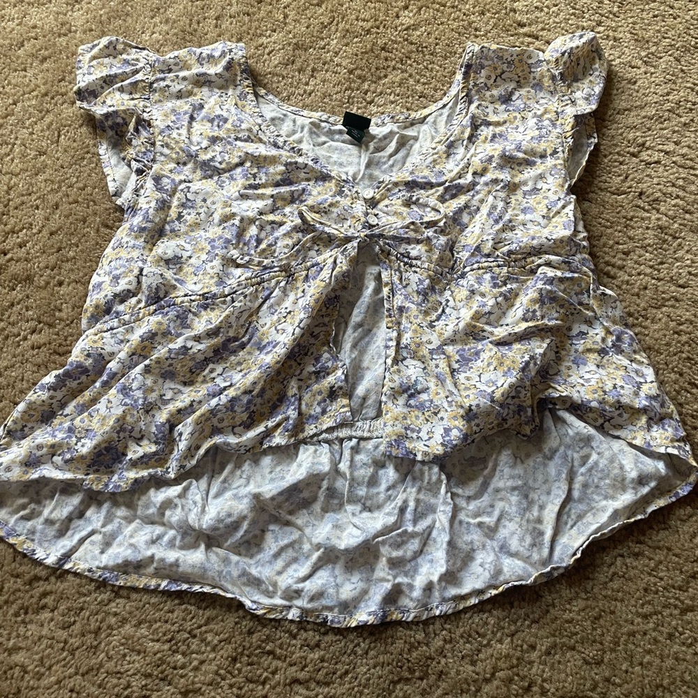 WildFable crop shirt